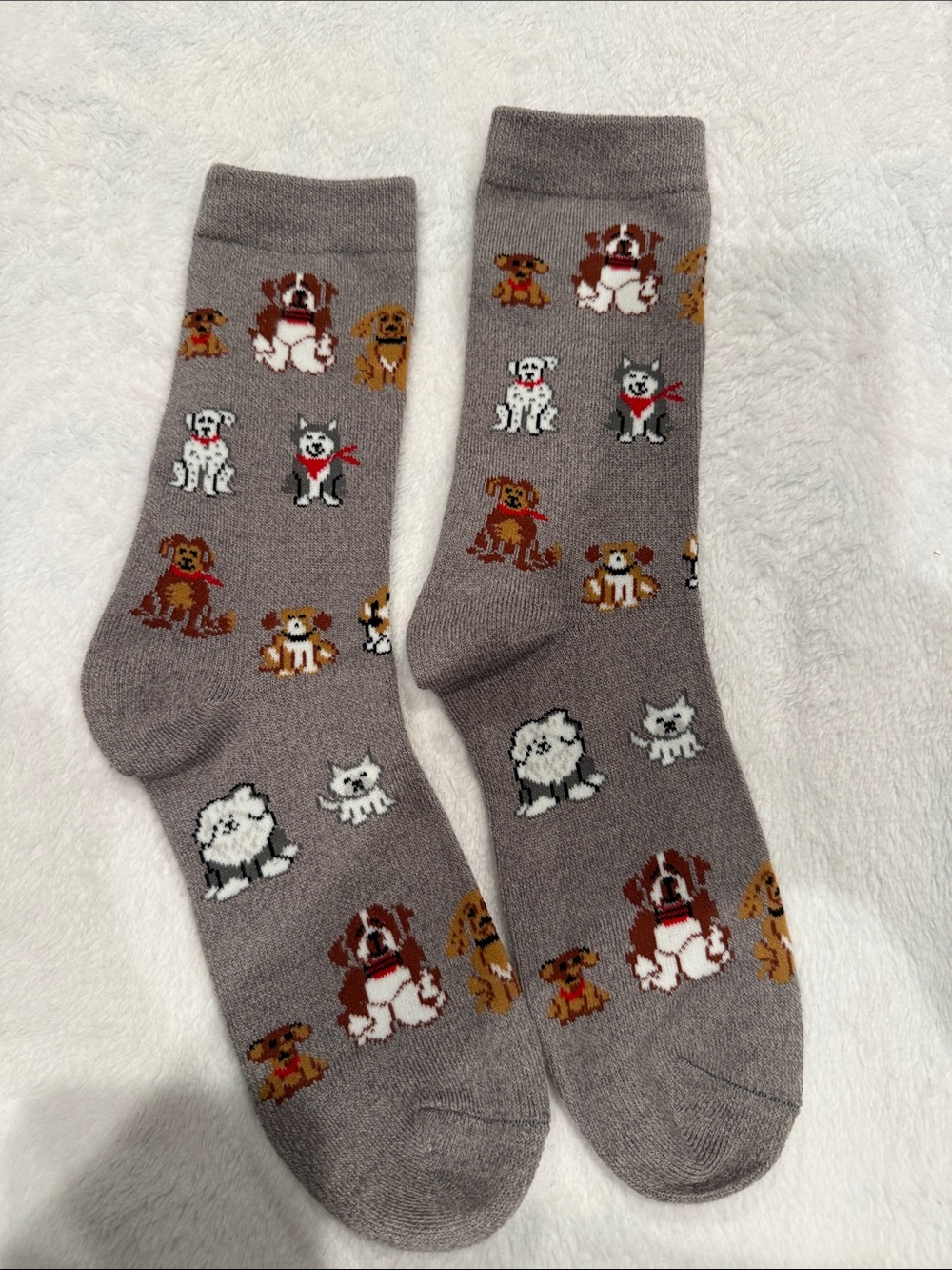 Gray Dog Pattern Crew Socks - Unbranded